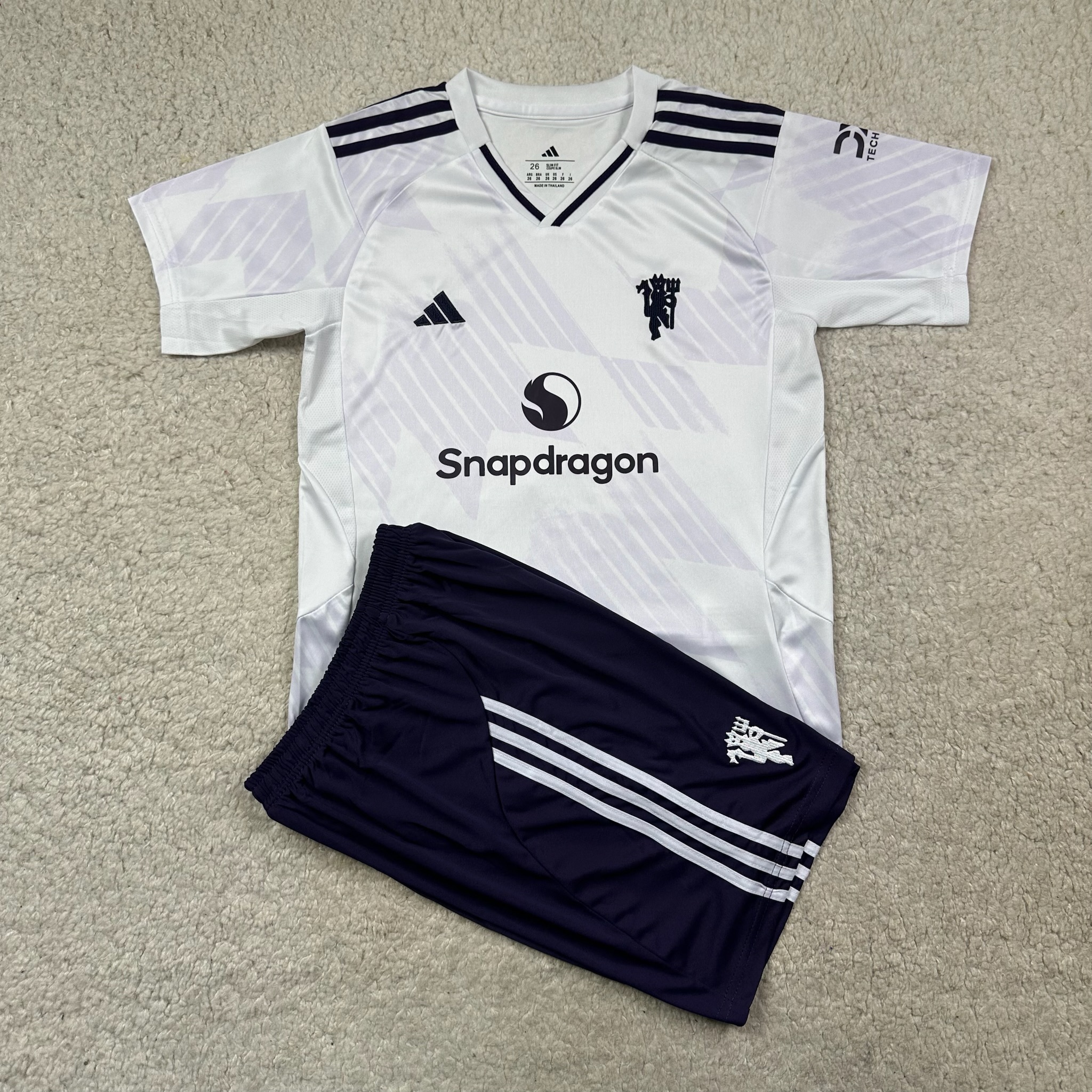 Manchester United 25/26 Away