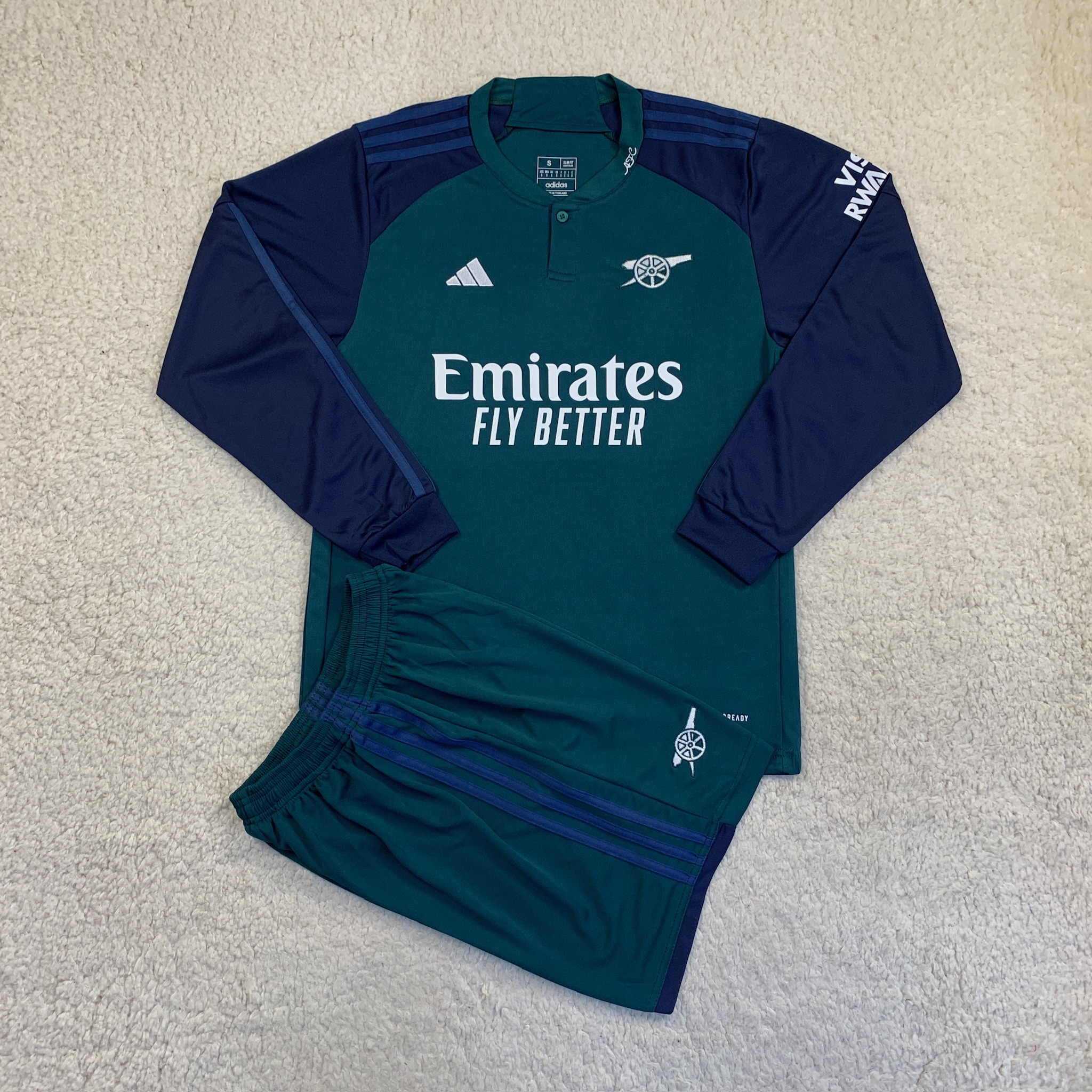 Arsenal 23/24 Away2