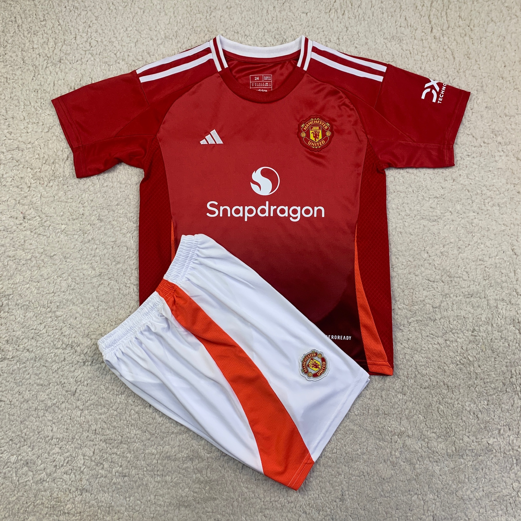 Manchester United 24/25 Home