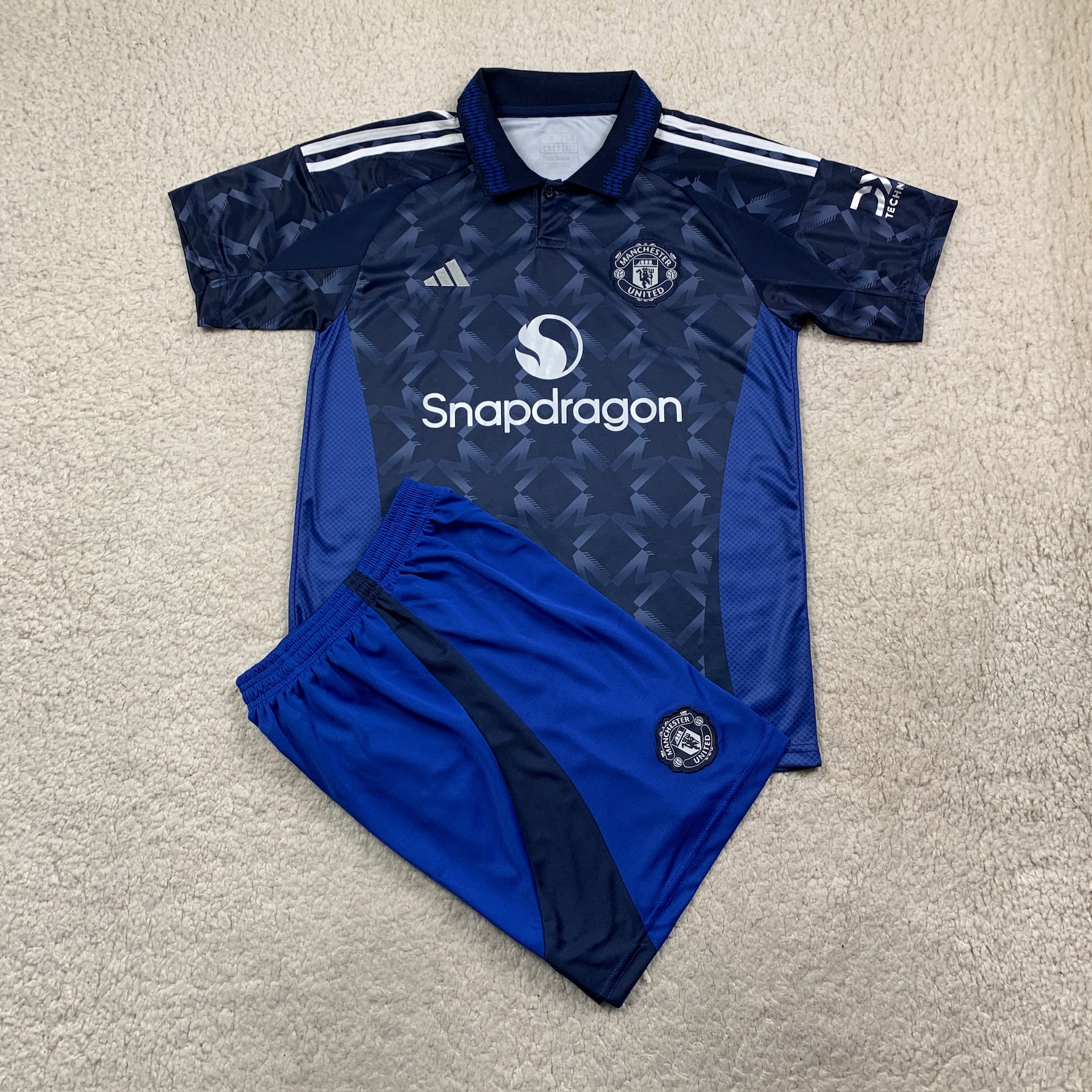Man United 24/25 Away