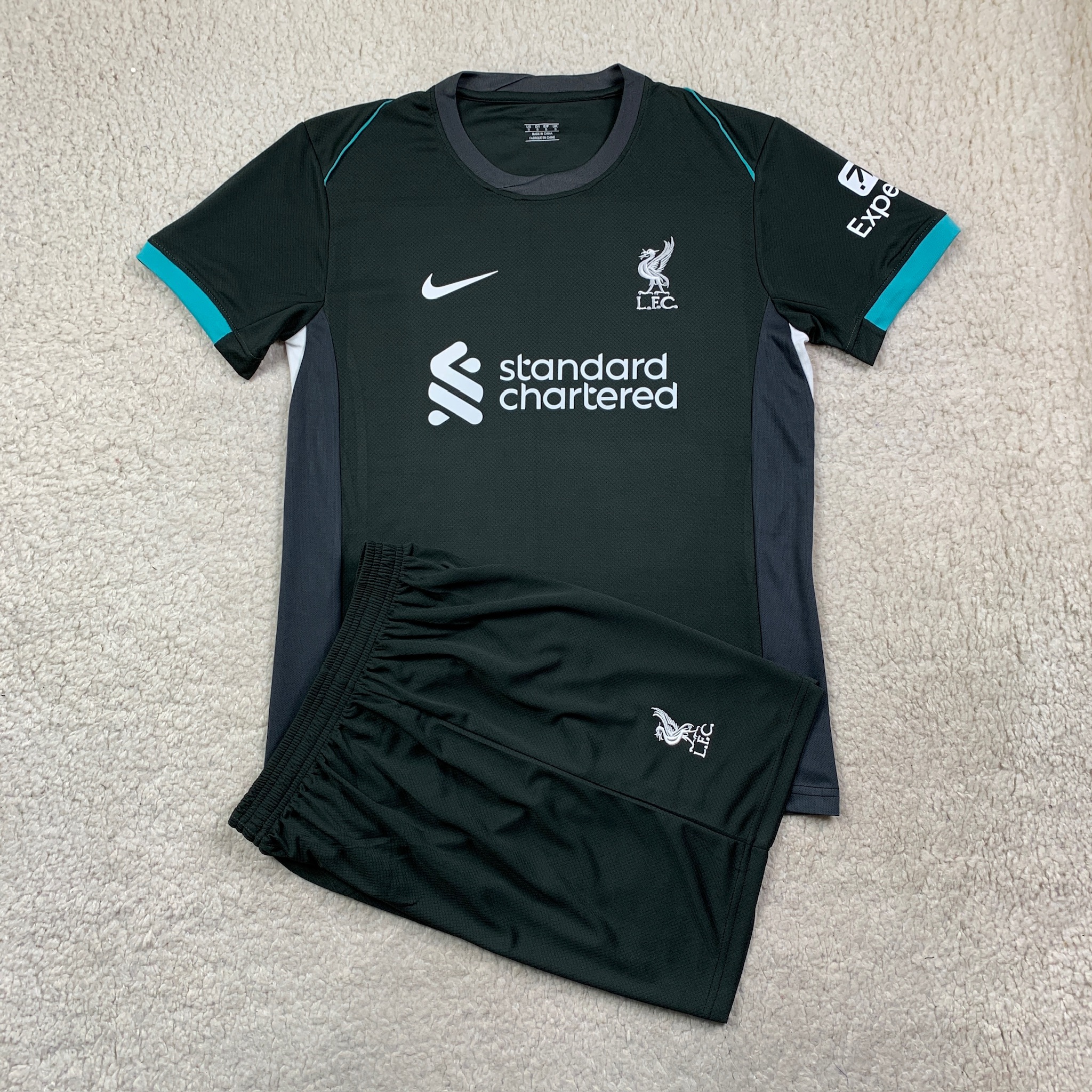 Liverpool 24/25 Away