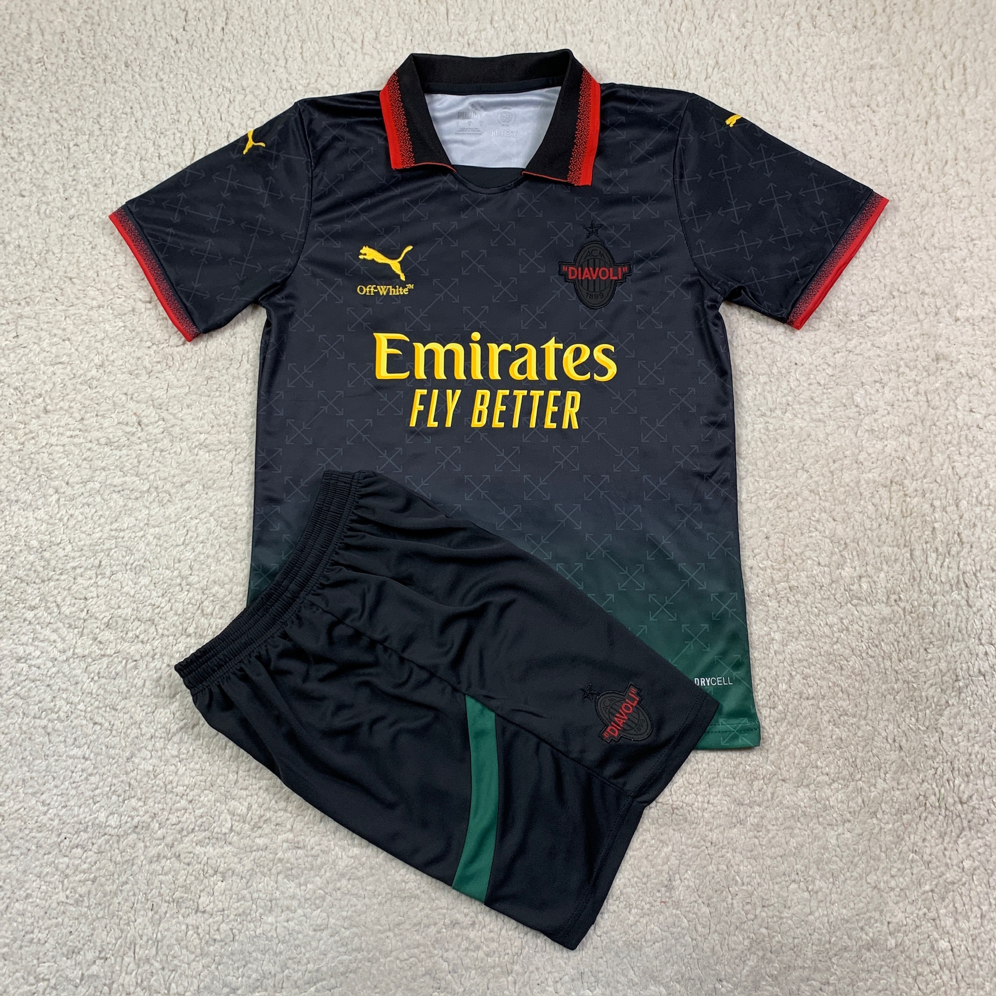 Milan 24/25 Limited  DIAVOLI