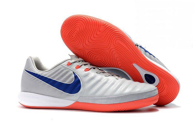 Nike Tiempo X